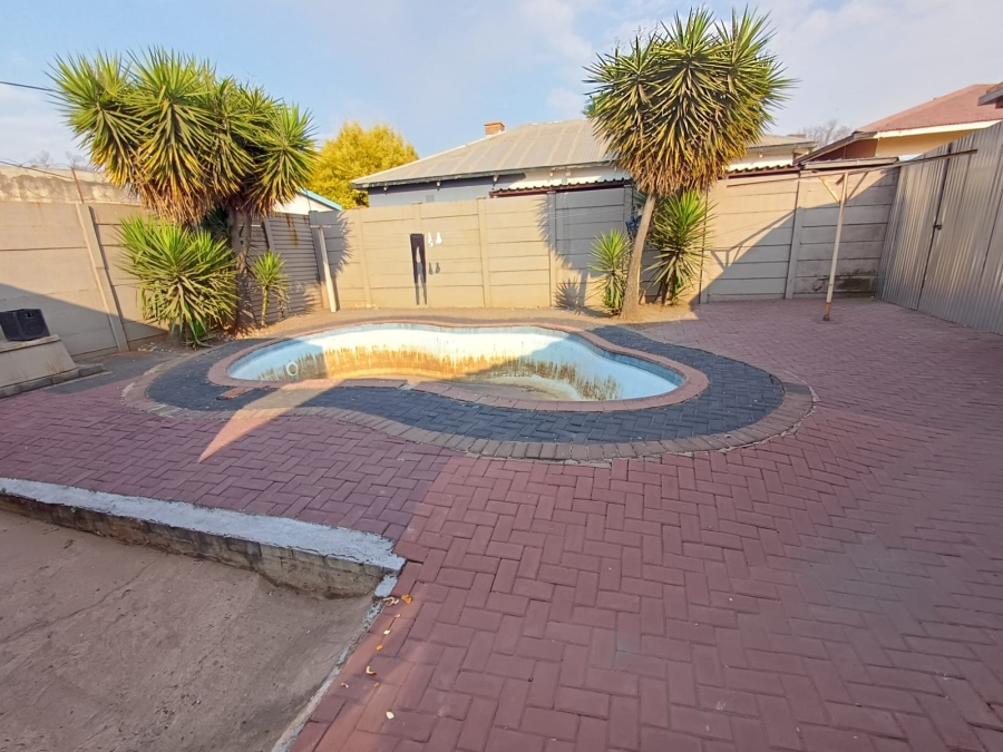 3 Bedroom Property for Sale in Vanderbijlpark CW 3 Gauteng