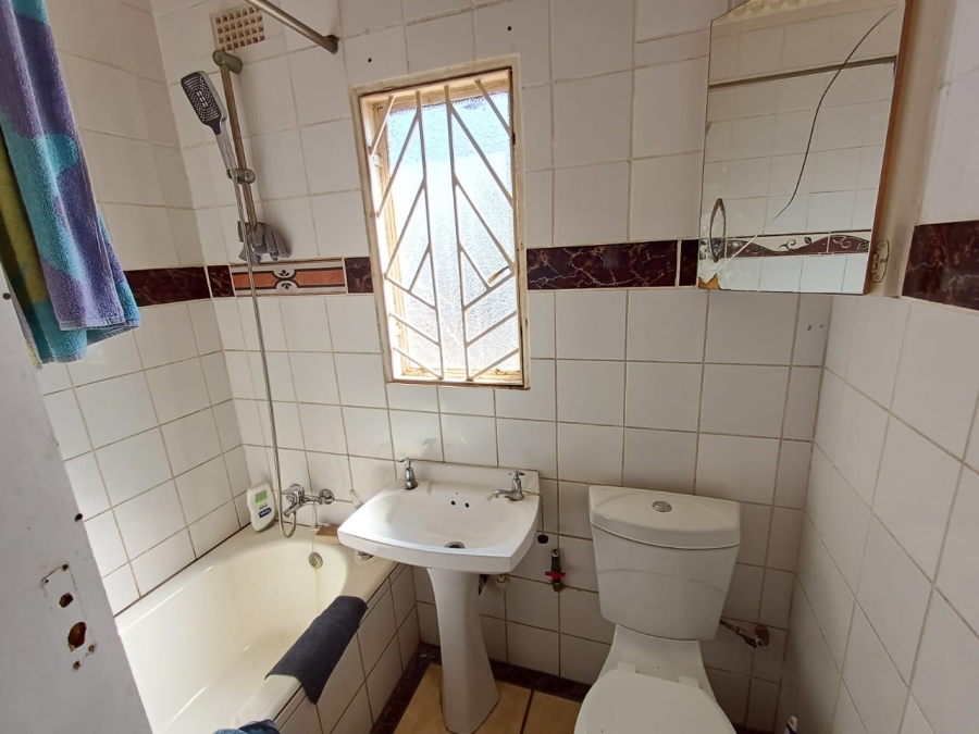 3 Bedroom Property for Sale in Vanderbijlpark CW 2 Gauteng