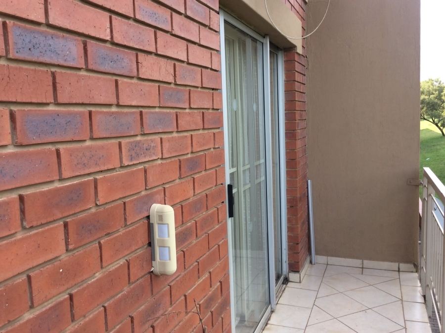 To Let 3 Bedroom Property for Rent in Equestria Gauteng