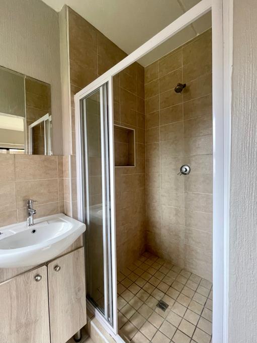To Let 2 Bedroom Property for Rent in Wilgeheuwel Gauteng