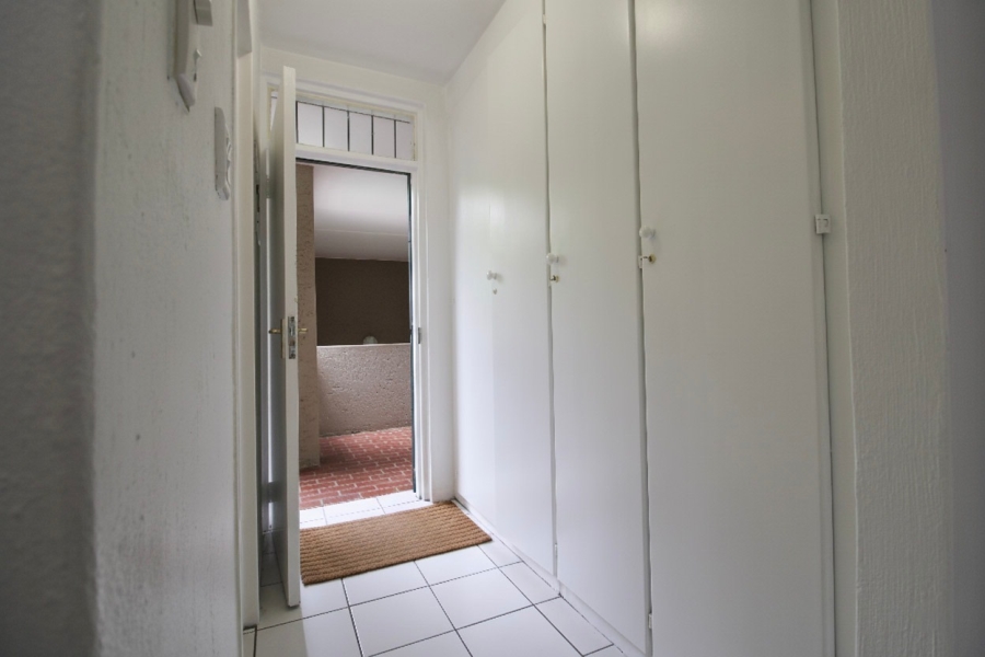 1 Bedroom Property for Sale in Bryanston Gauteng