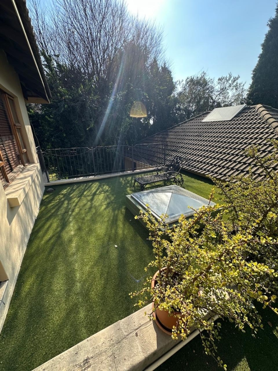 To Let 1 Bedroom Property for Rent in Woodmead Gauteng