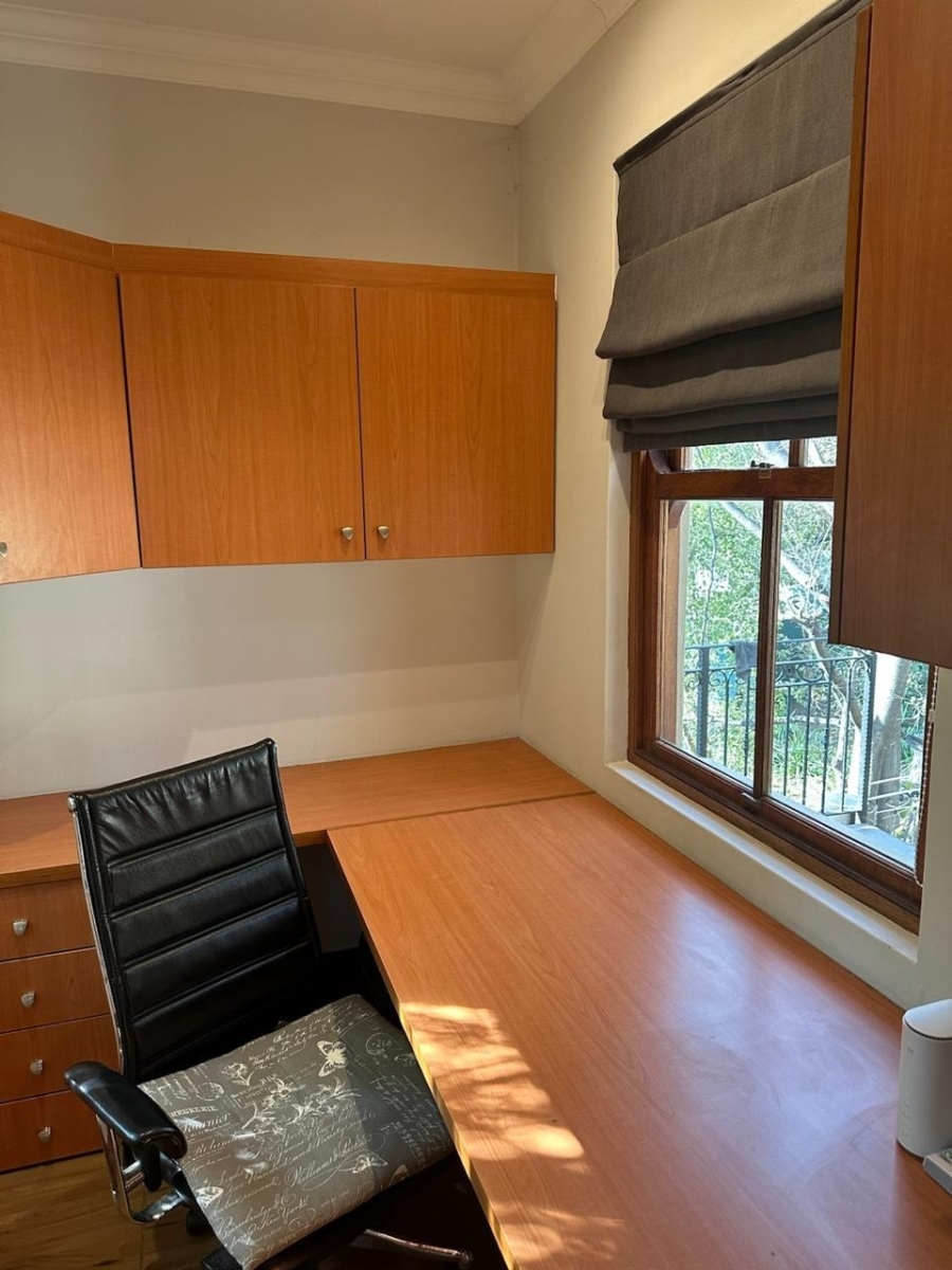 To Let 1 Bedroom Property for Rent in Woodmead Gauteng