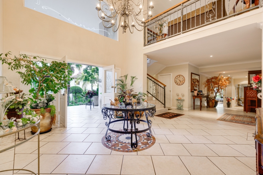5 Bedroom Property for Sale in Dainfern Golf Estate Gauteng