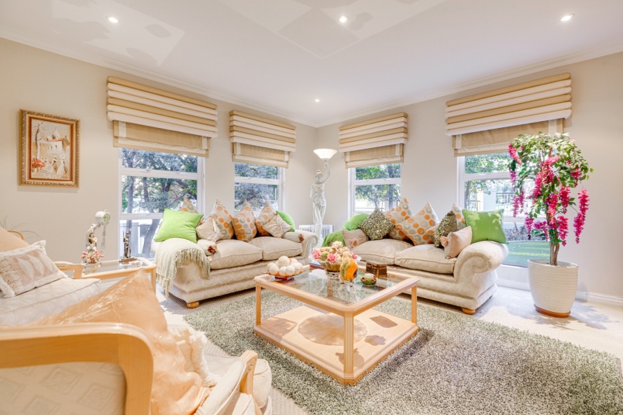 5 Bedroom Property for Sale in Dainfern Golf Estate Gauteng