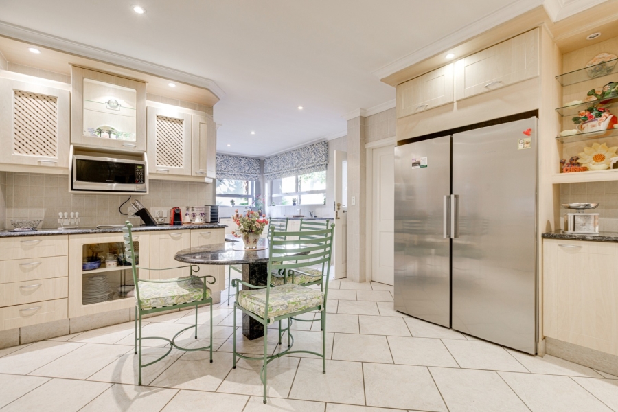 5 Bedroom Property for Sale in Dainfern Golf Estate Gauteng