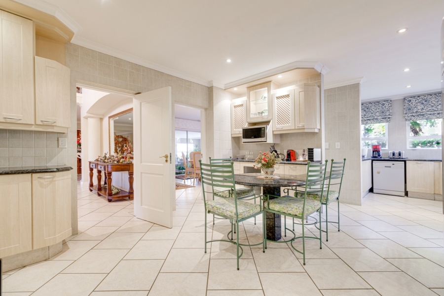 5 Bedroom Property for Sale in Dainfern Golf Estate Gauteng