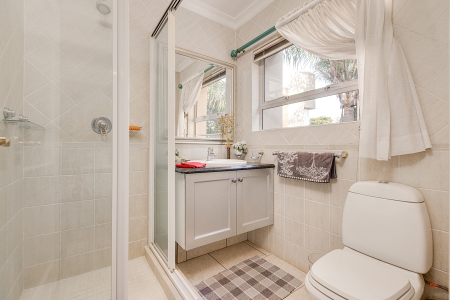 5 Bedroom Property for Sale in Dainfern Golf Estate Gauteng