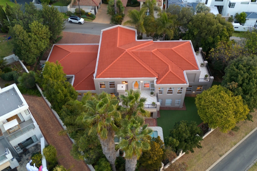 5 Bedroom Property for Sale in Dainfern Golf Estate Gauteng