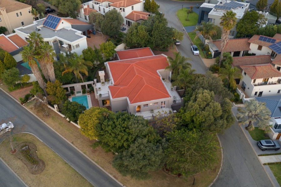 5 Bedroom Property for Sale in Dainfern Golf Estate Gauteng