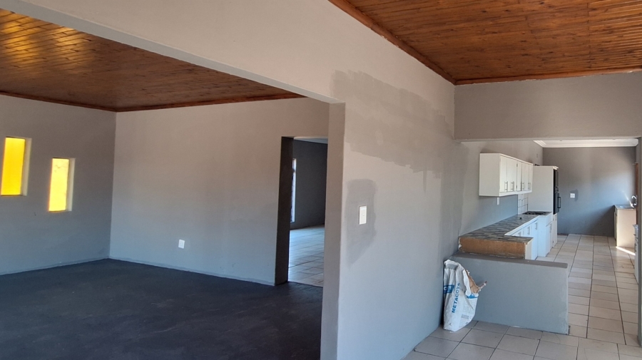 4 Bedroom Property for Sale in Louisrus Gauteng