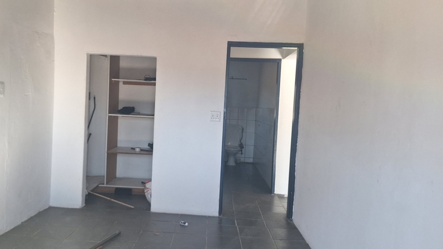 4 Bedroom Property for Sale in Louisrus Gauteng