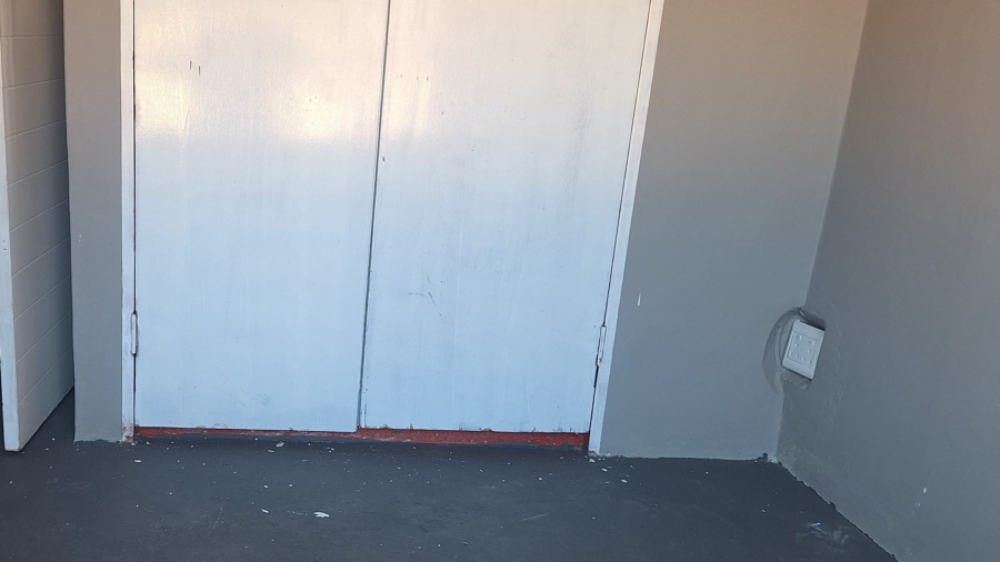4 Bedroom Property for Sale in Louisrus Gauteng