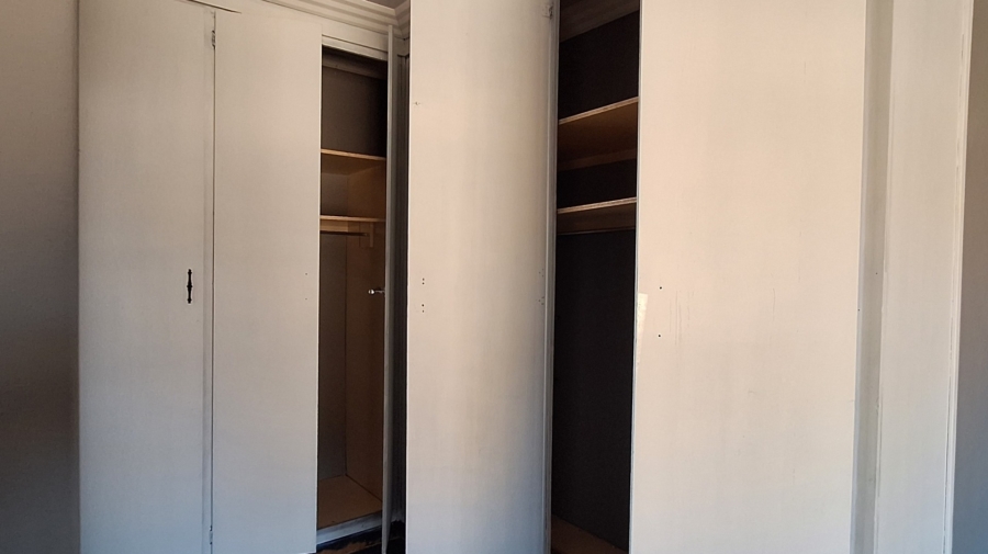 4 Bedroom Property for Sale in Louisrus Gauteng