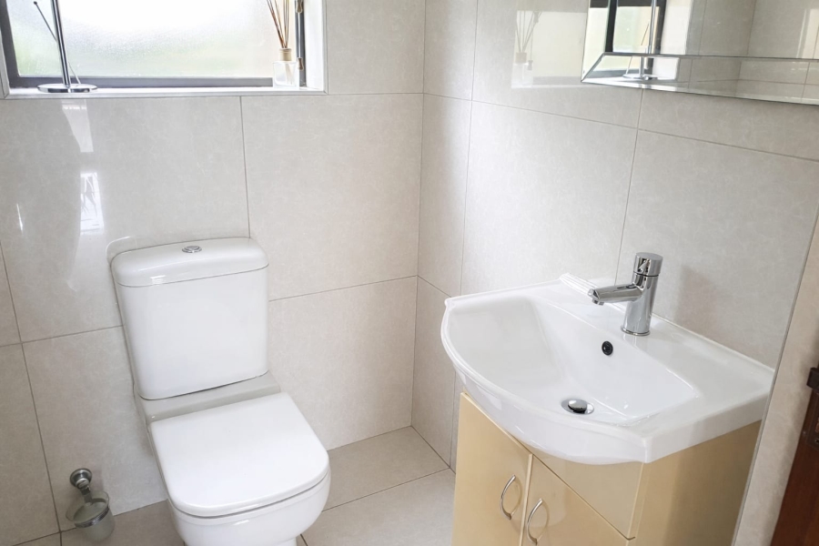 4 Bedroom Property for Sale in Kosmosdal Gauteng