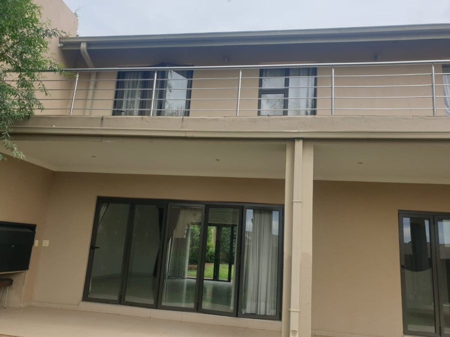 4 Bedroom Property for Sale in Kosmosdal Gauteng