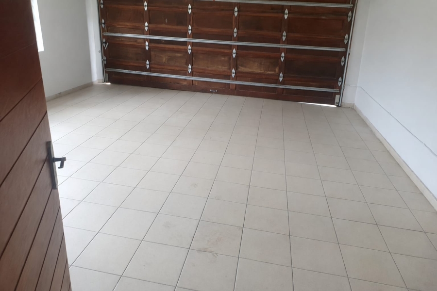 4 Bedroom Property for Sale in Kosmosdal Gauteng
