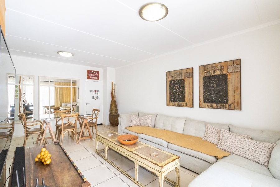 To Let 3 Bedroom Property for Rent in Olivedale Gauteng