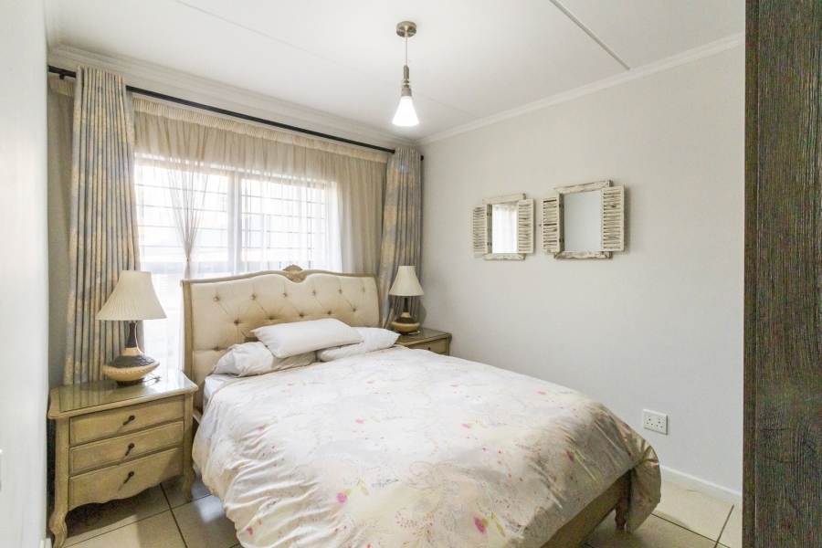 To Let 3 Bedroom Property for Rent in Olivedale Gauteng