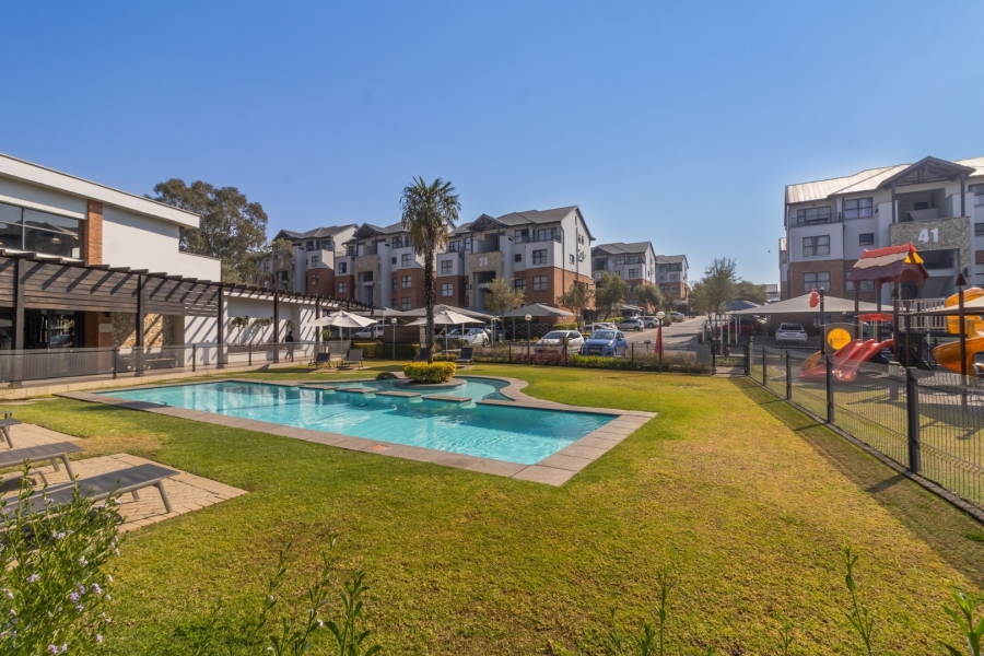 To Let 3 Bedroom Property for Rent in Olivedale Gauteng