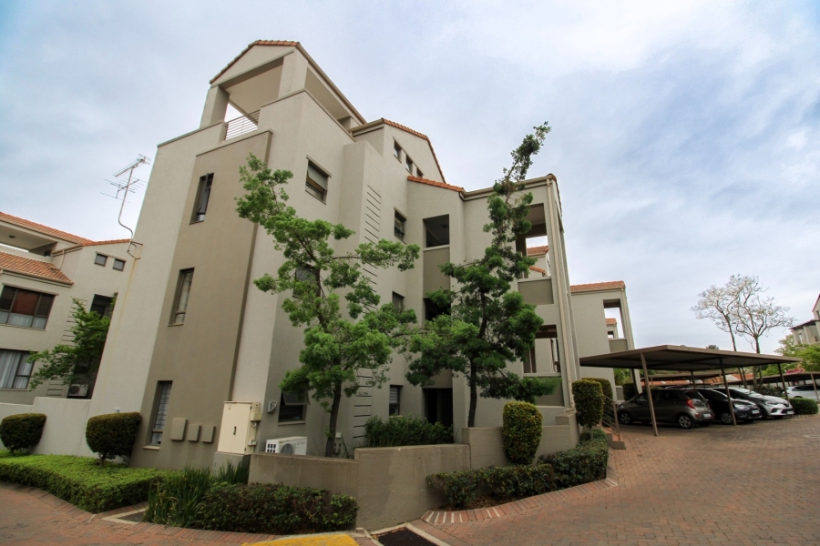 To Let 2 Bedroom Property for Rent in Bryanston Gauteng