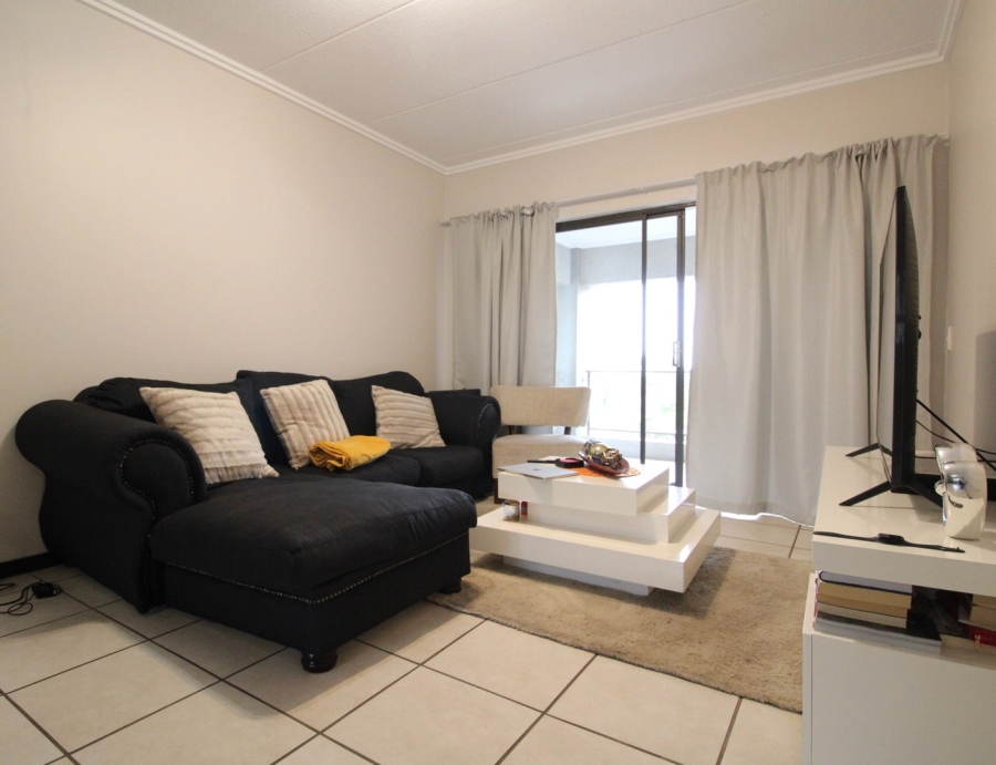 To Let 2 Bedroom Property for Rent in Bryanston Gauteng