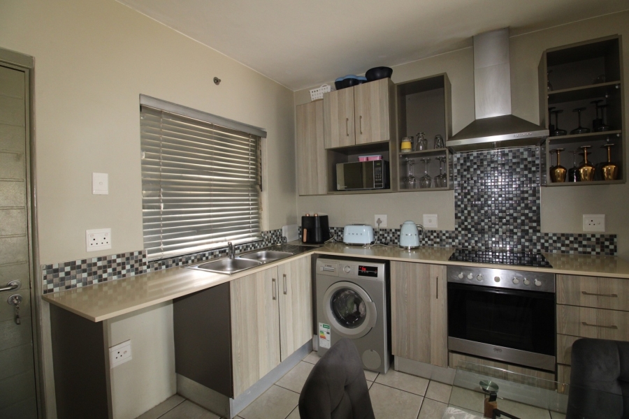 2 Bedroom Property for Sale in Rivonia Gauteng