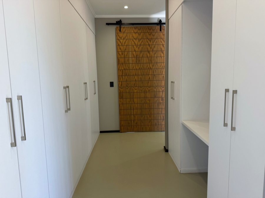 To Let 3 Bedroom Property for Rent in Morningside Manor Gauteng