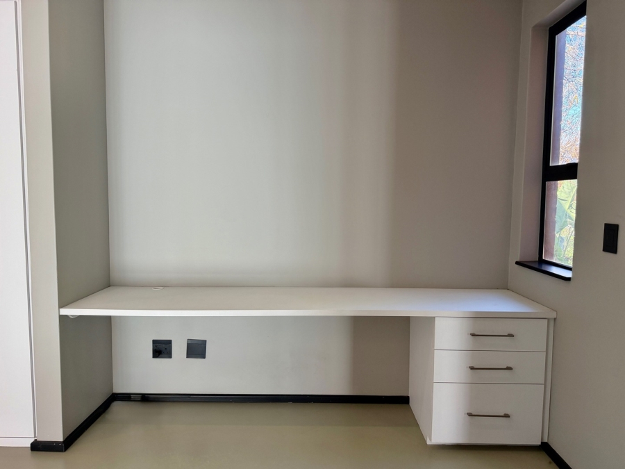 To Let 3 Bedroom Property for Rent in Morningside Manor Gauteng