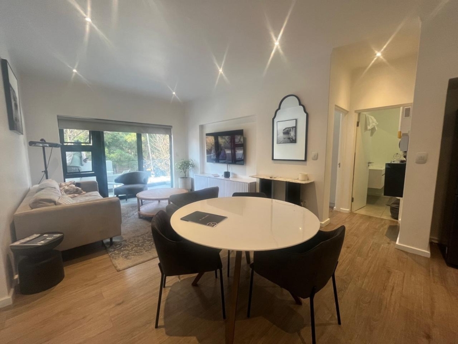 To Let 2 Bedroom Property for Rent in Rosebank Gauteng