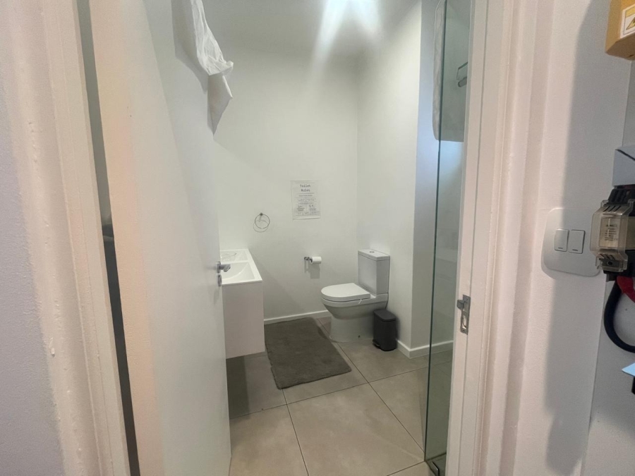 To Let 2 Bedroom Property for Rent in Rosebank Gauteng
