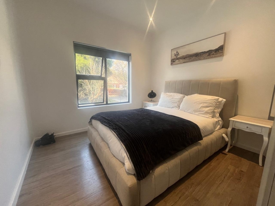To Let 2 Bedroom Property for Rent in Rosebank Gauteng