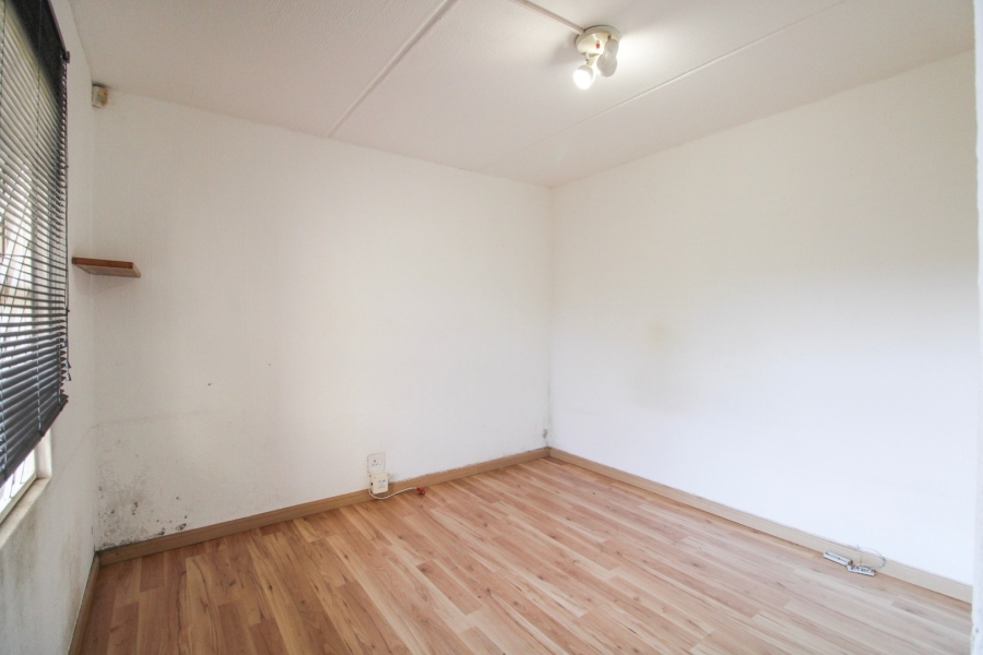 2 Bedroom Property for Sale in Bryanston Gauteng