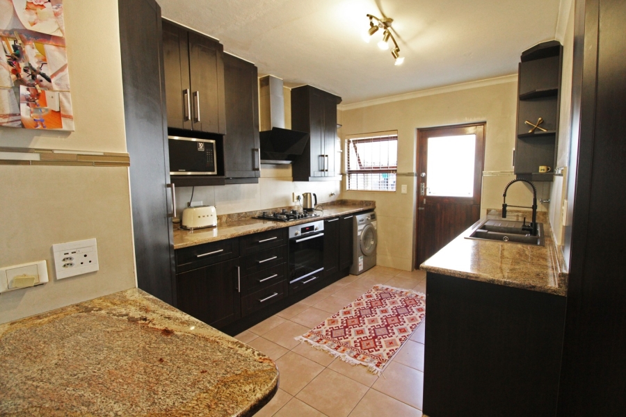 3 Bedroom Property for Sale in Bryanston Gauteng