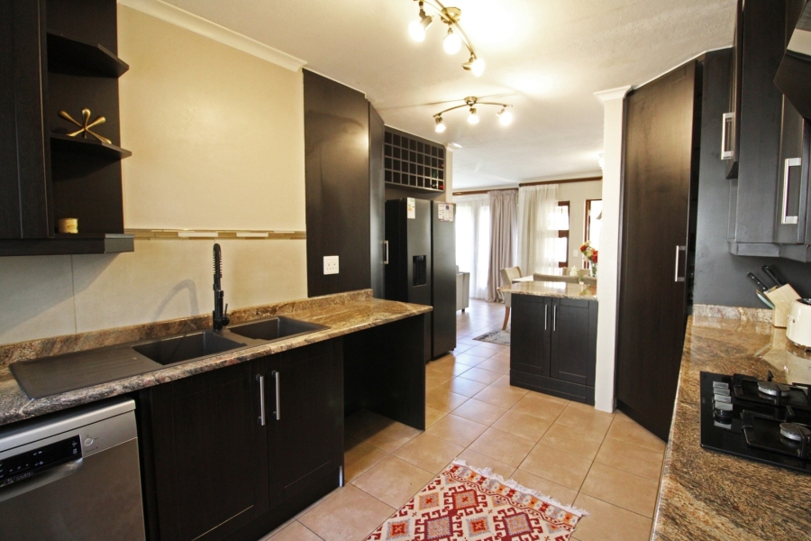 3 Bedroom Property for Sale in Bryanston Gauteng