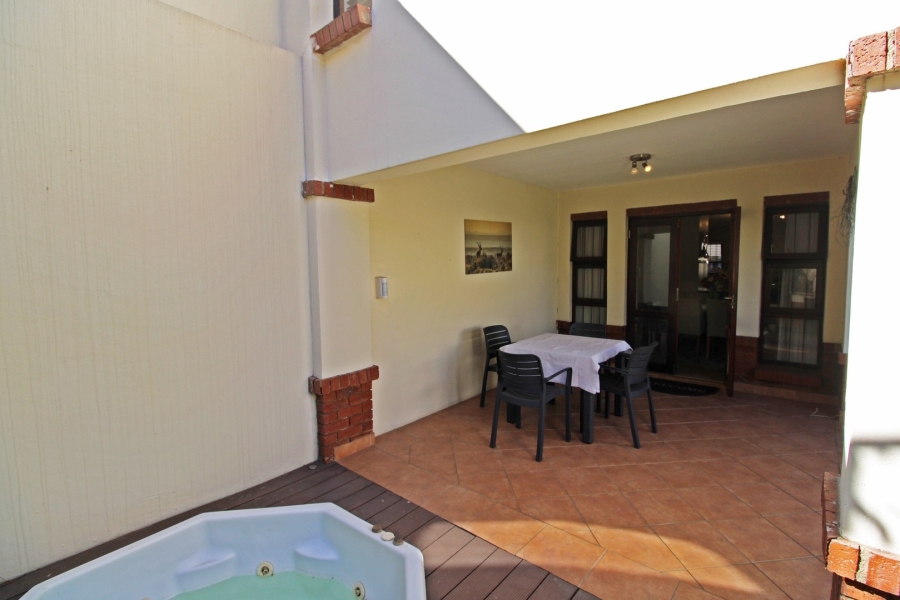 3 Bedroom Property for Sale in Bryanston Gauteng