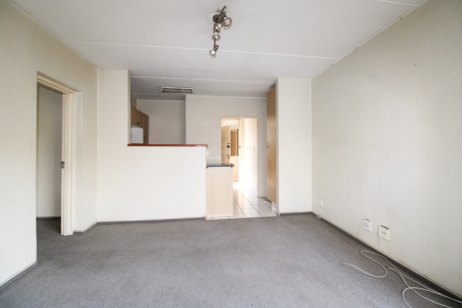 1 Bedroom Property for Sale in Bryanston Gauteng