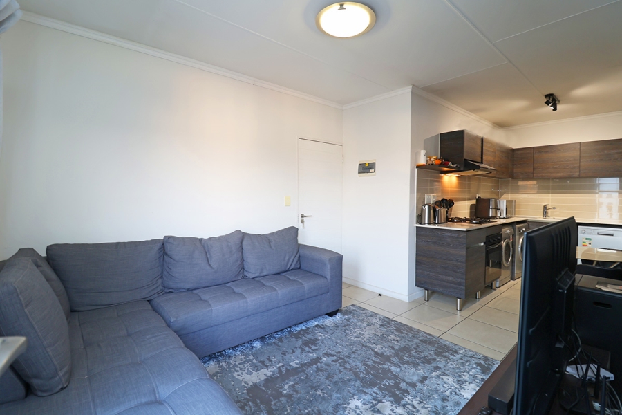 1 Bedroom Property for Sale in Olivedale Gauteng