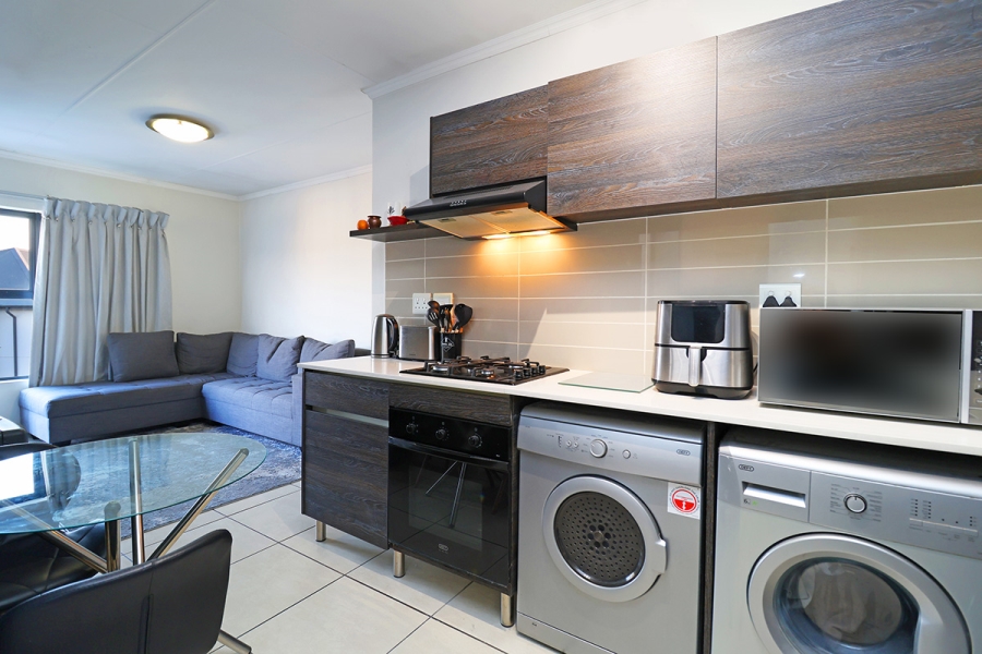 1 Bedroom Property for Sale in Olivedale Gauteng