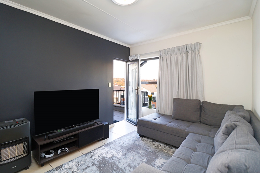 1 Bedroom Property for Sale in Olivedale Gauteng