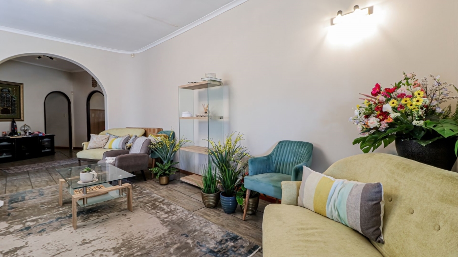3 Bedroom Property for Sale in Kew Gauteng