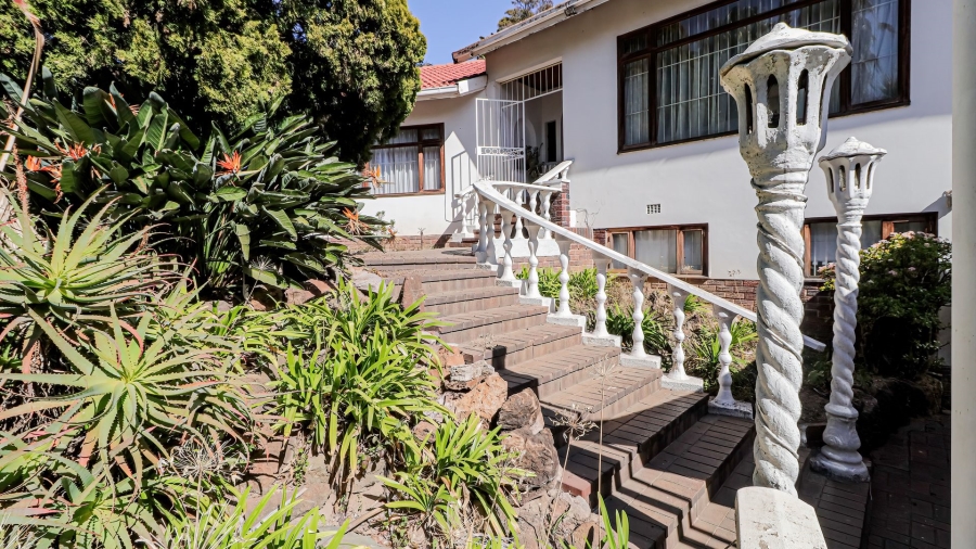 3 Bedroom Property for Sale in Kew Gauteng