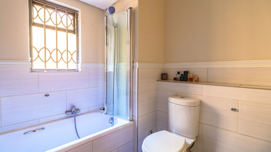 2 Bedroom Property for Sale in Morningside Gauteng