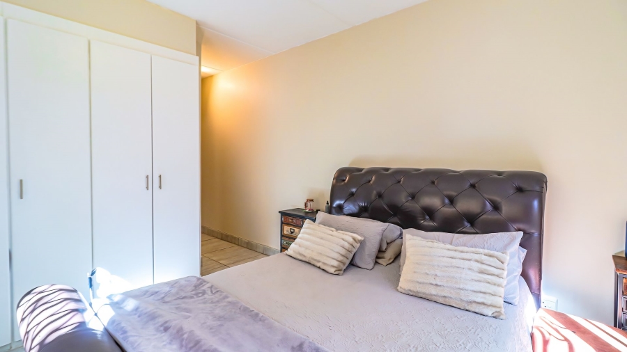 2 Bedroom Property for Sale in Morningside Gauteng