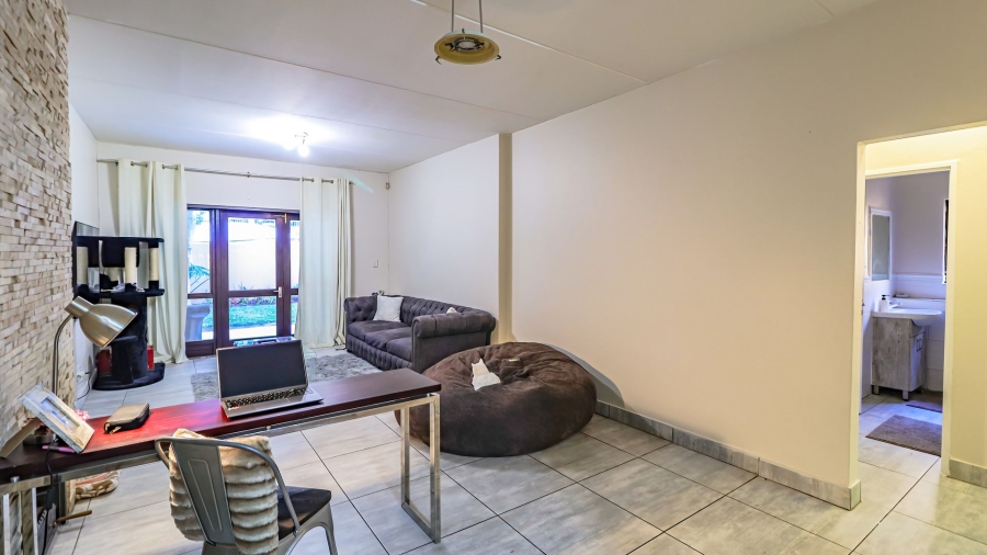 2 Bedroom Property for Sale in Morningside Gauteng