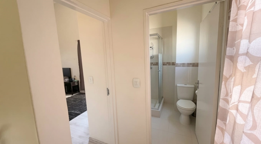 To Let 3 Bedroom Property for Rent in Barbeque Downs Gauteng