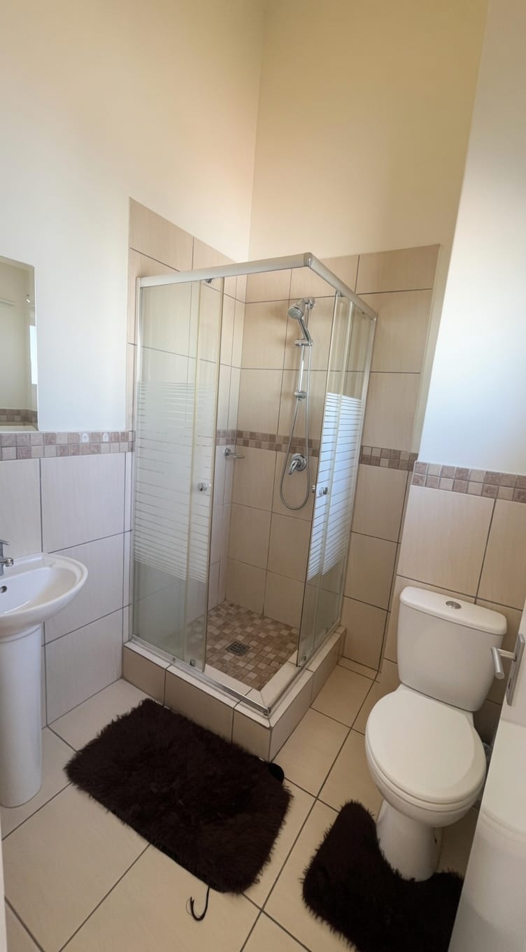 To Let 3 Bedroom Property for Rent in Barbeque Downs Gauteng