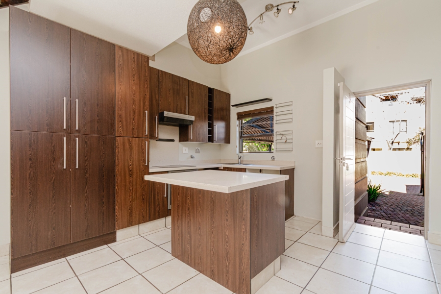 To Let 2 Bedroom Property for Rent in Lonehill Gauteng