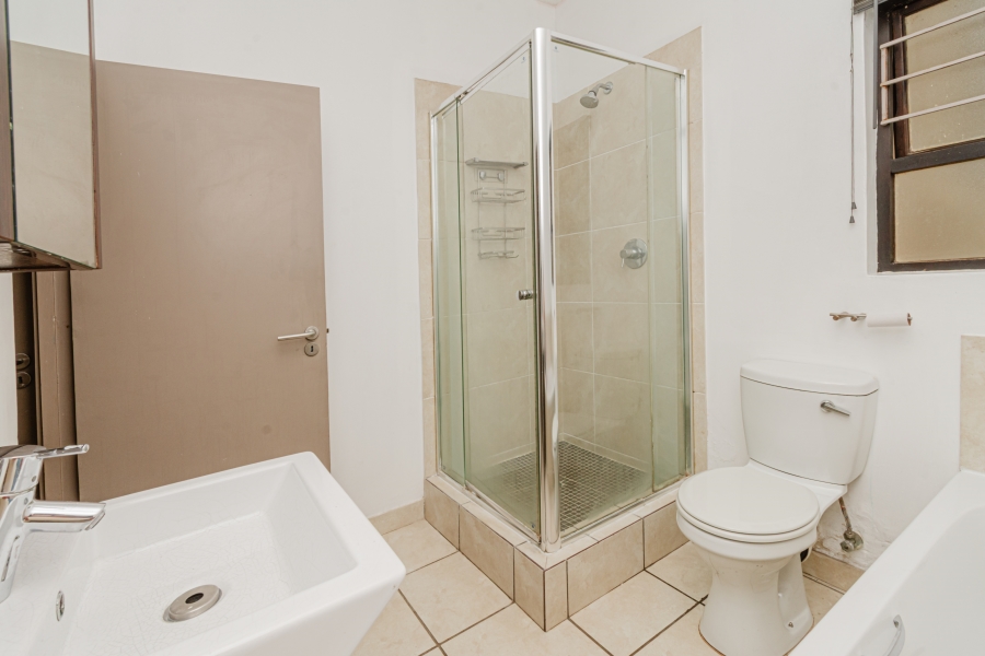 To Let 2 Bedroom Property for Rent in Lonehill Gauteng