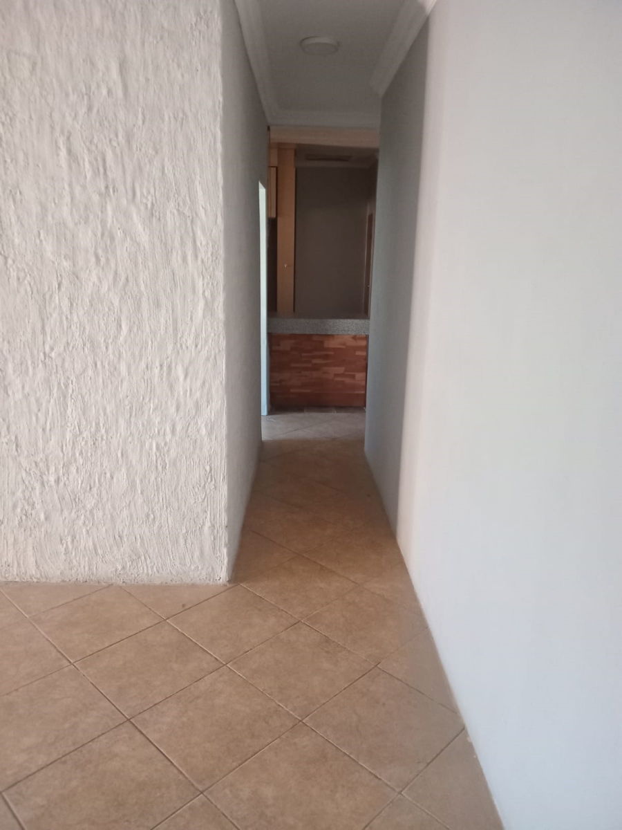 To Let 2 Bedroom Property for Rent in Capital Park Gauteng